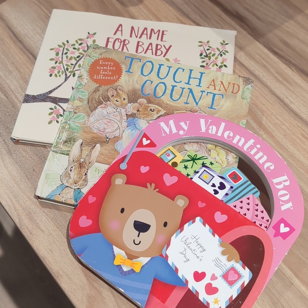 Valentines Easter Book Lot